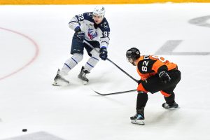 Хоккеисты «Торпедо» выиграли второй матч на Дальнем Востоке